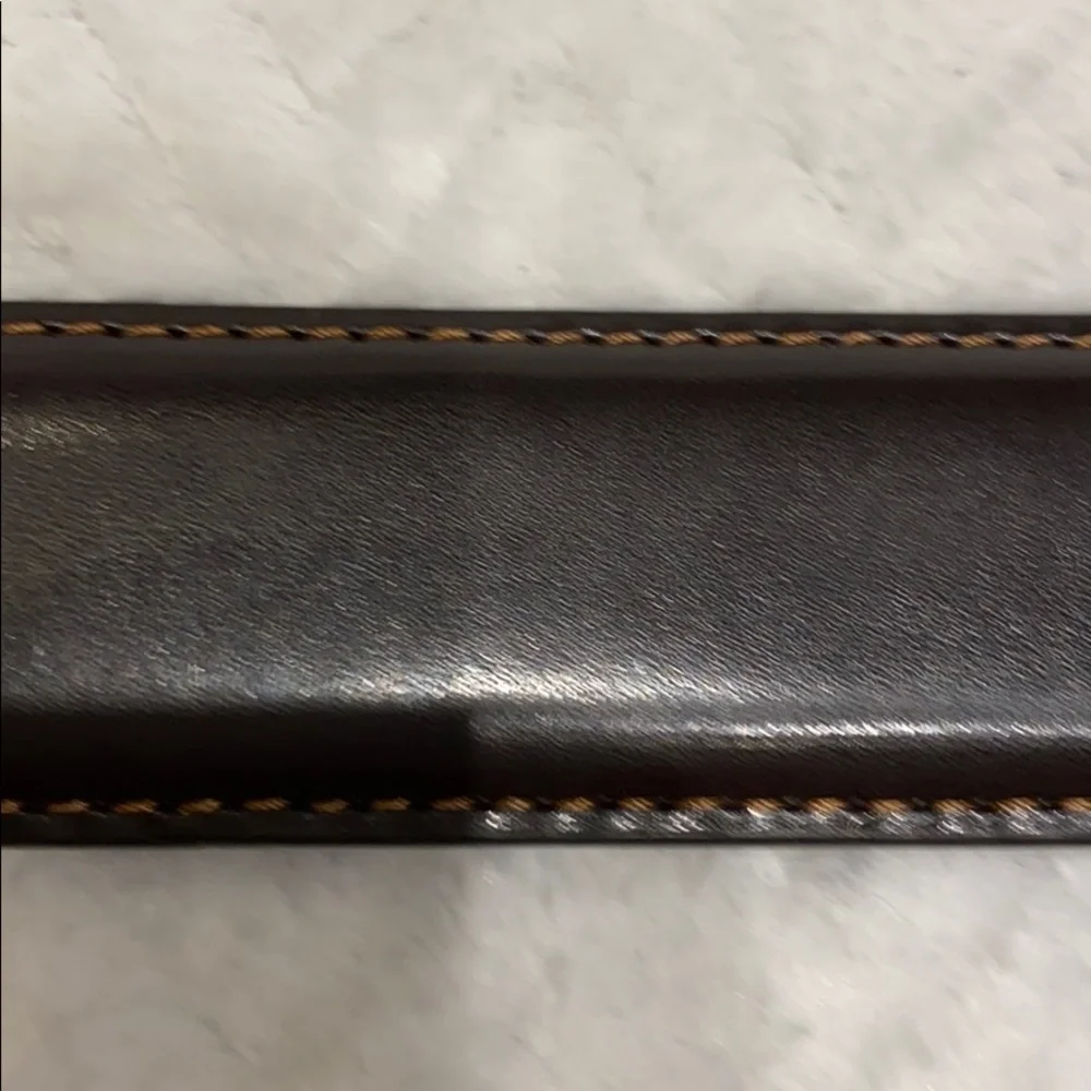 Leather belt very nice